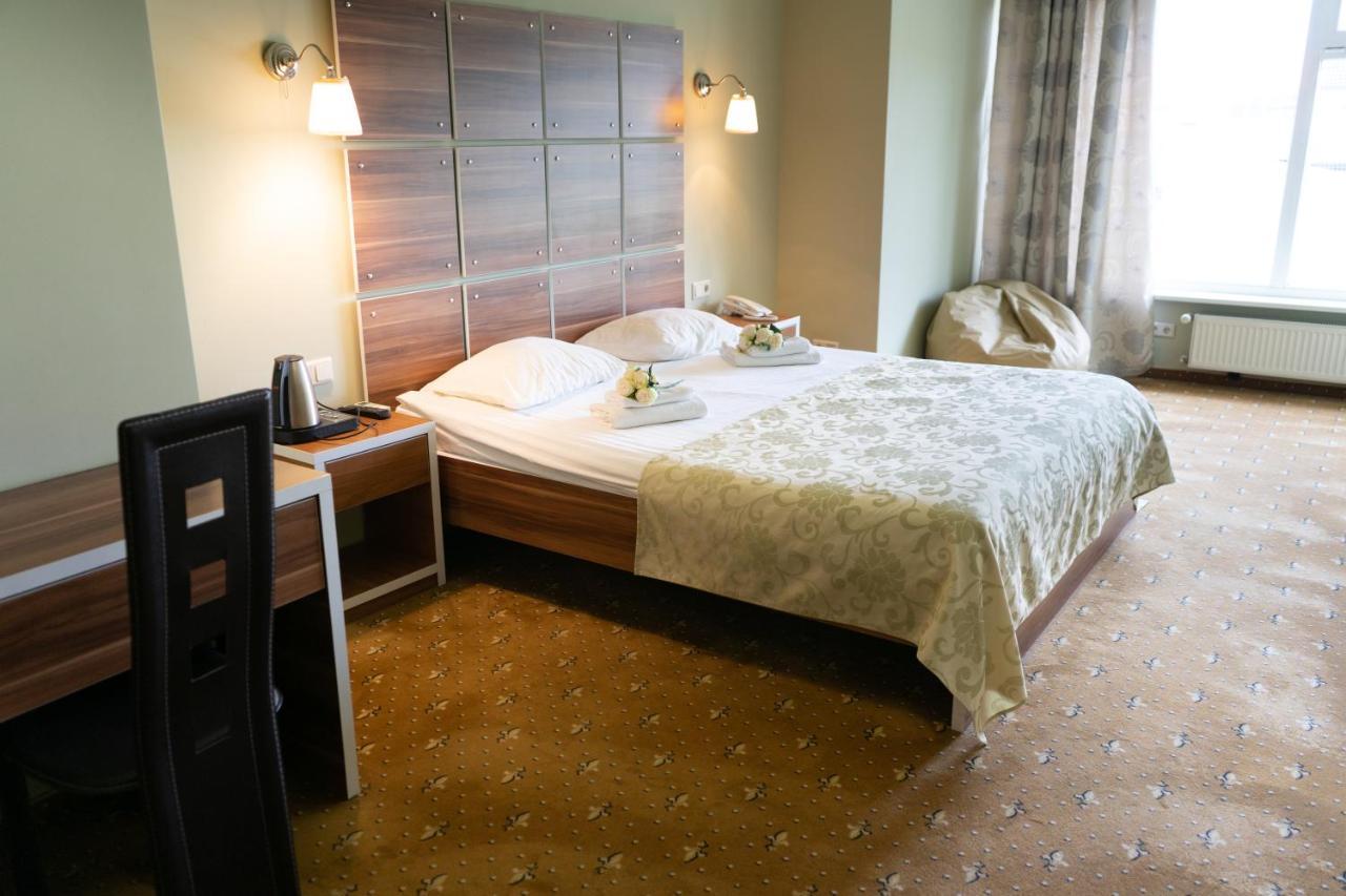 Riga Unimars Hotel Екстериор снимка