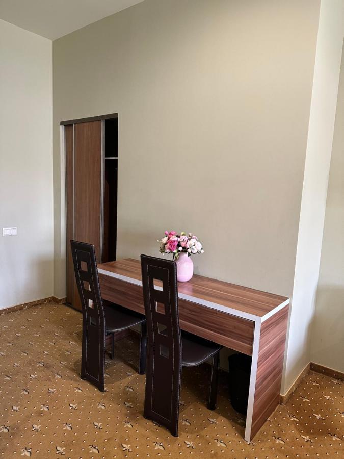 Riga Unimars Hotel Екстериор снимка