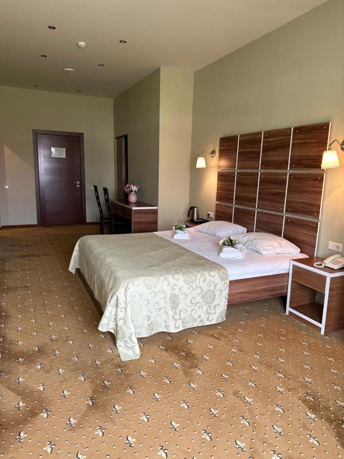 Riga Unimars Hotel Екстериор снимка