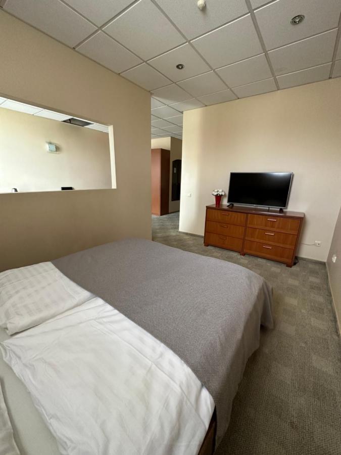 Riga Unimars Hotel Екстериор снимка