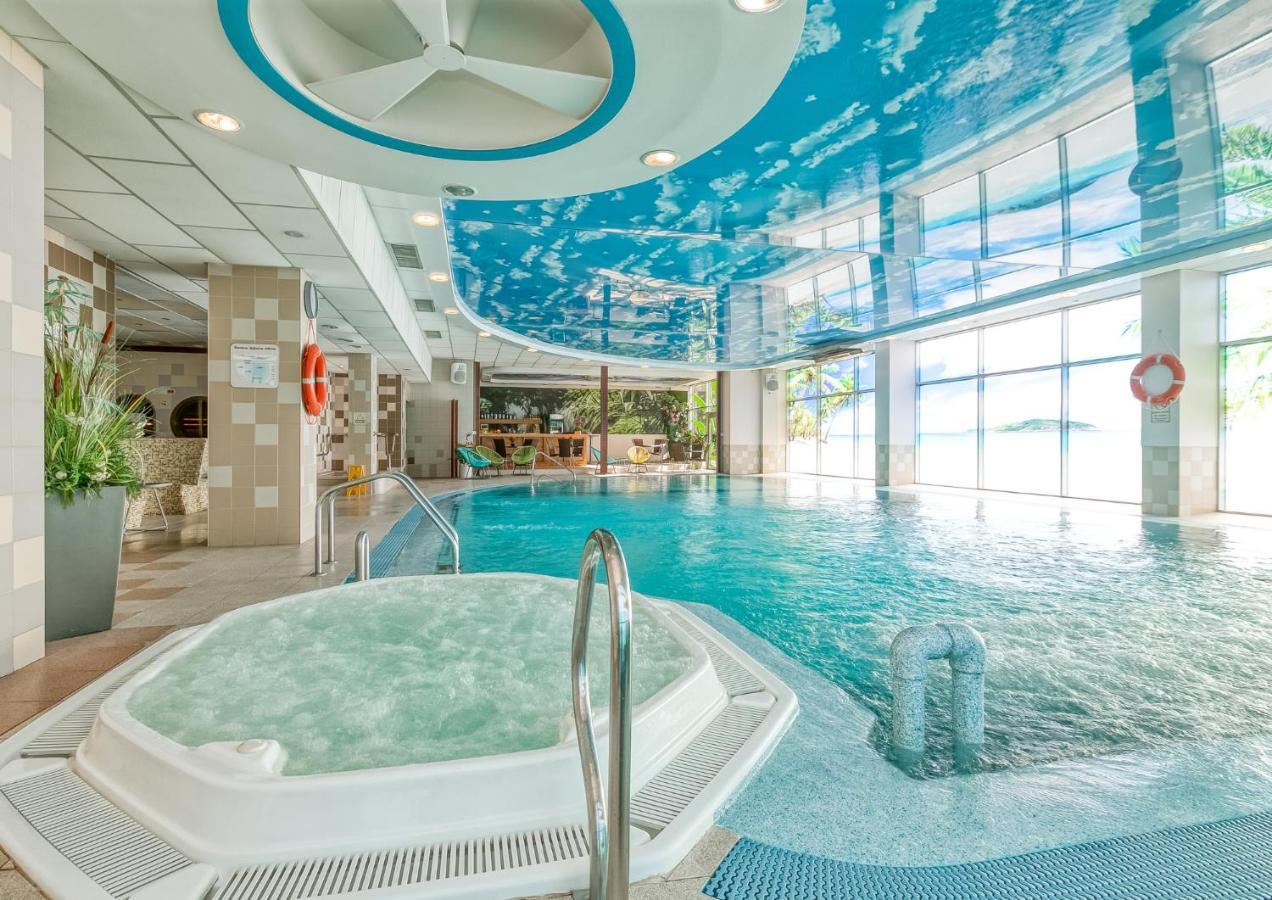 Riga Unimars Hotel Екстериор снимка