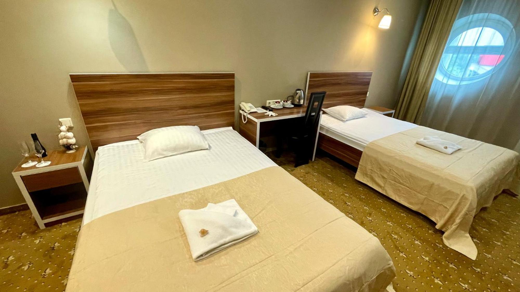 Riga Unimars Hotel Екстериор снимка