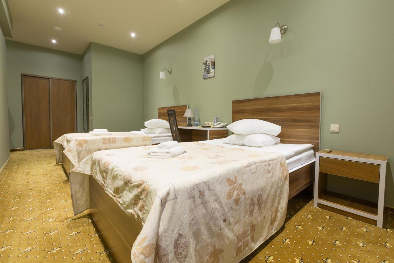 Riga Unimars Hotel Екстериор снимка