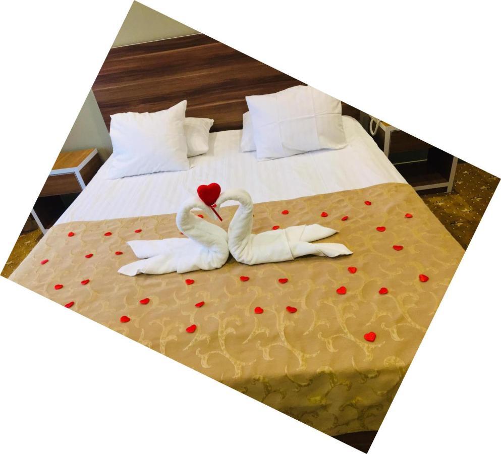 Riga Unimars Hotel Екстериор снимка
